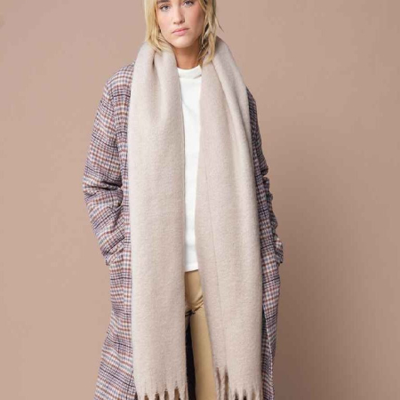 BB496R (B496R) Fluffy Scarf image 1